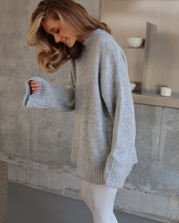 109 Светр в’язаний з акцентним коміром